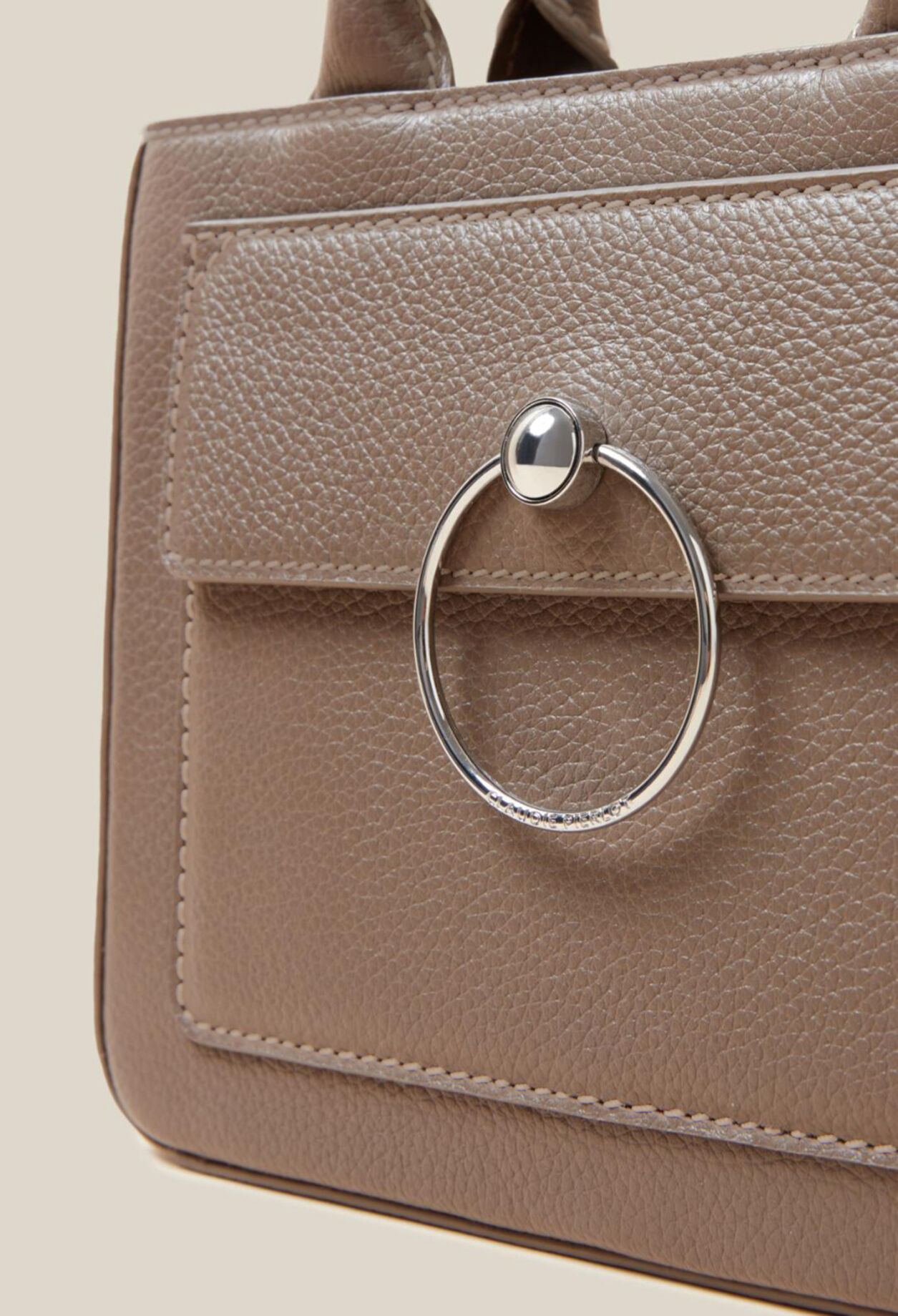 Bolso Anouck piel granulada cadena