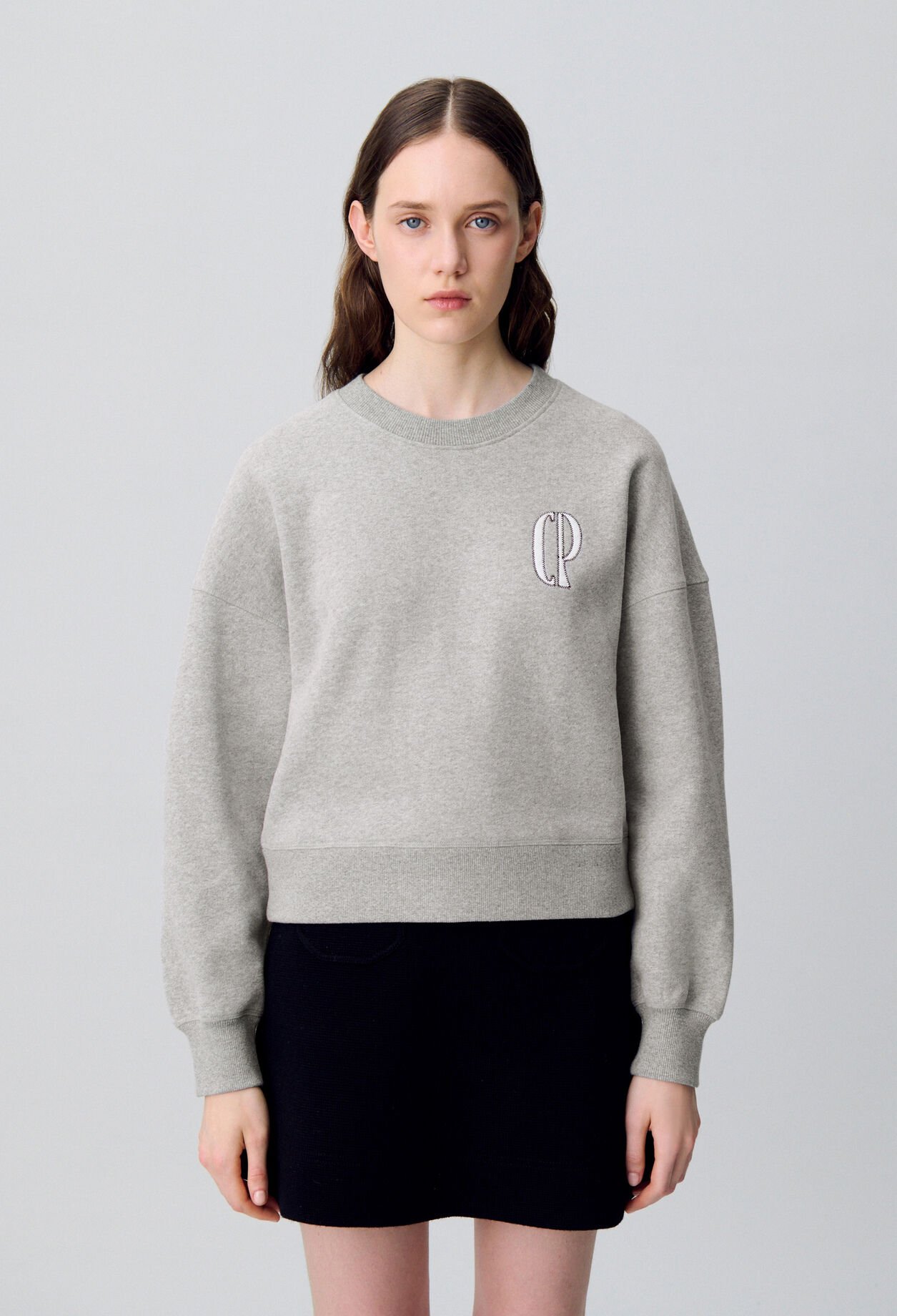 Sudadera con cuello victoriano