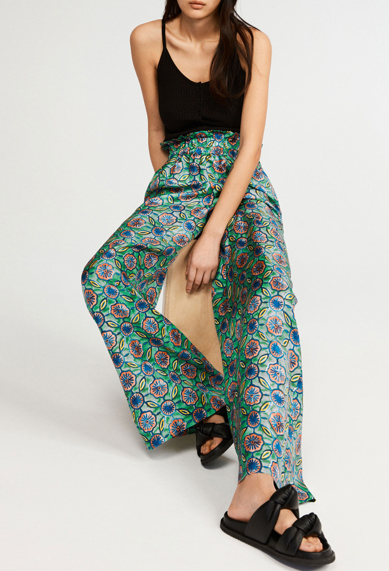 Pantalón de campana estampado