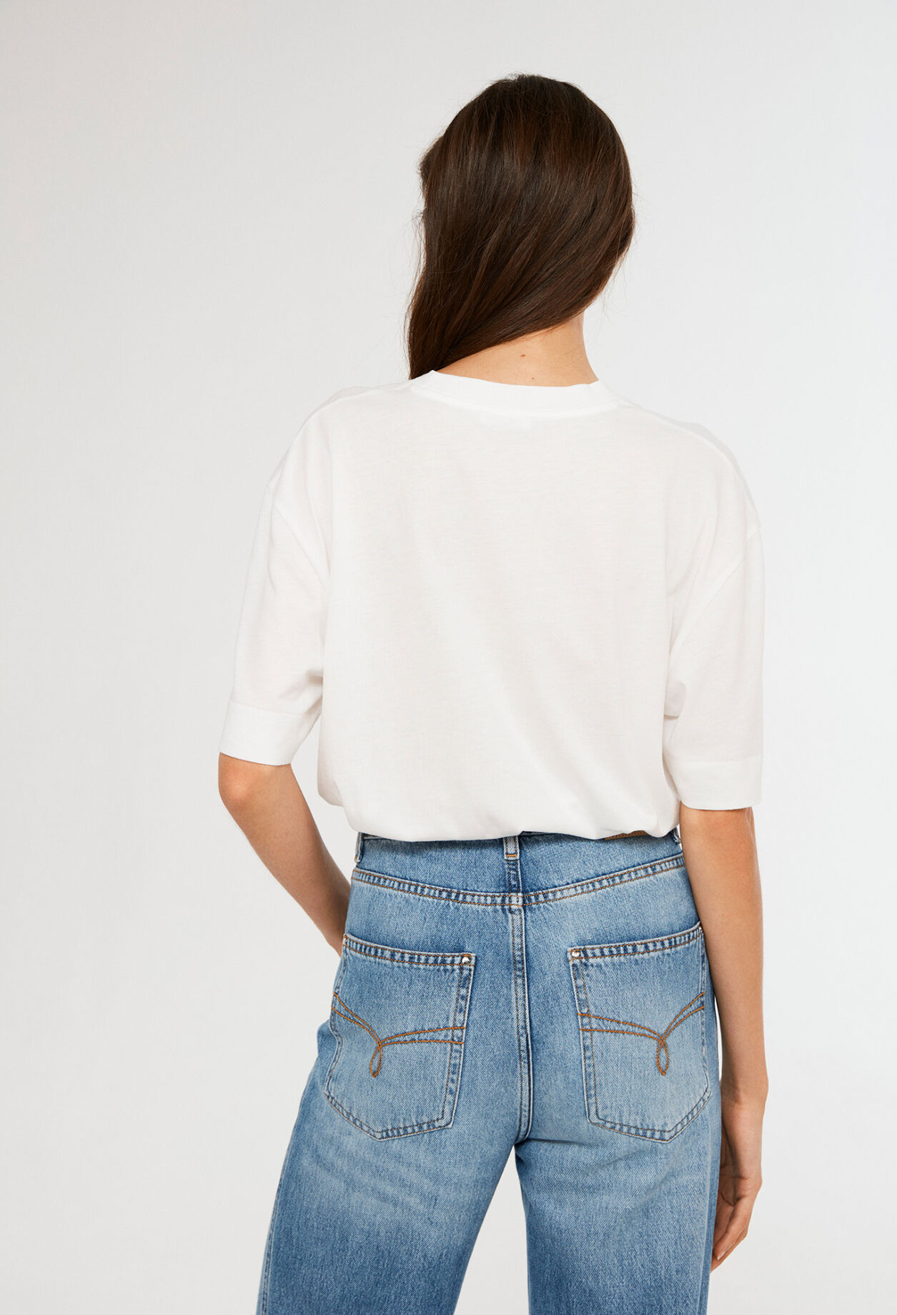Camiseta blanca de corte recto