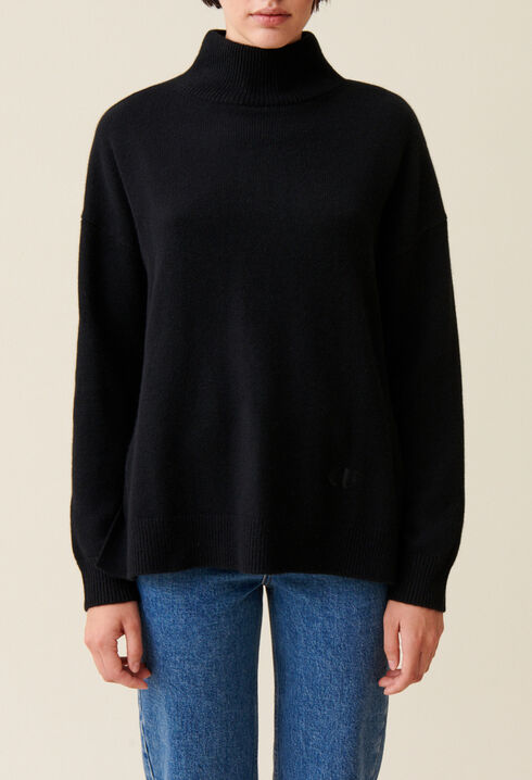 Jersey de cuello alto negro de cachemir