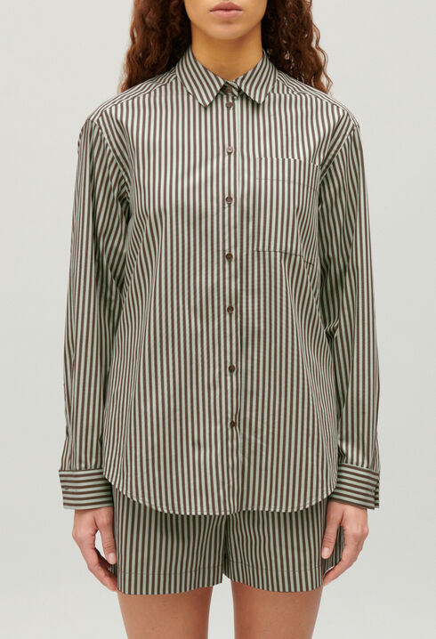 Camisa de rayas en verde