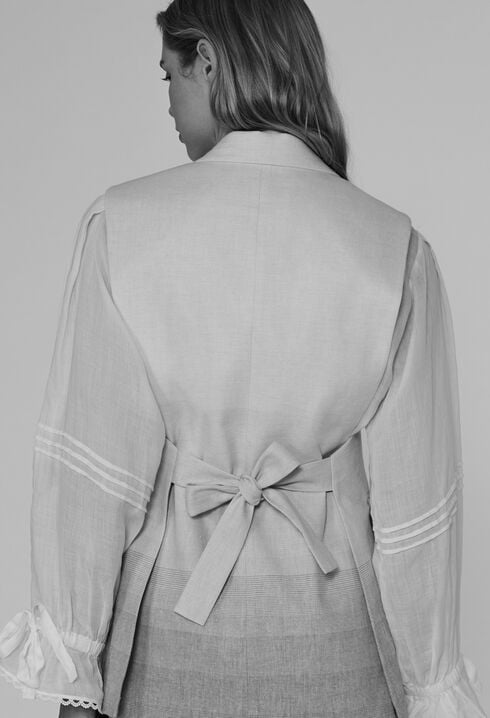 Chaqueta sastre dos tonos sin mangas