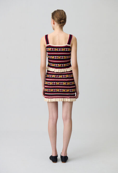 Falda corta de crochet