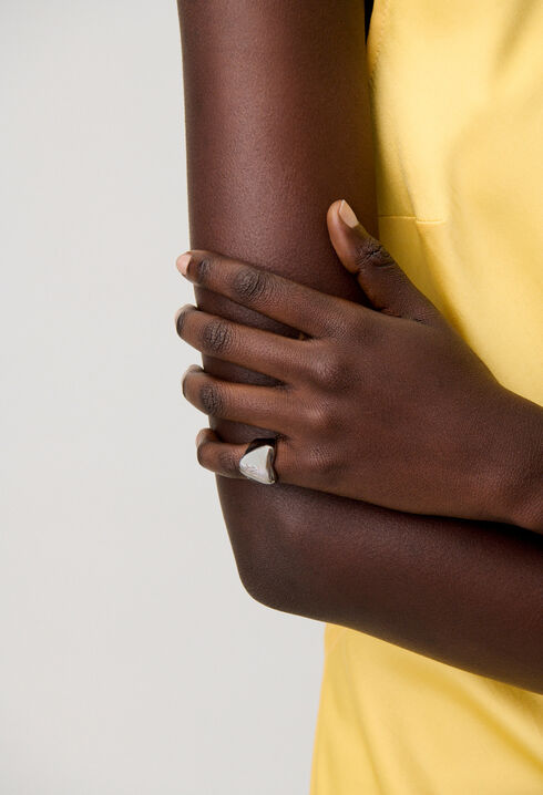 Anillo de sello en forma de coraz&oacute;n