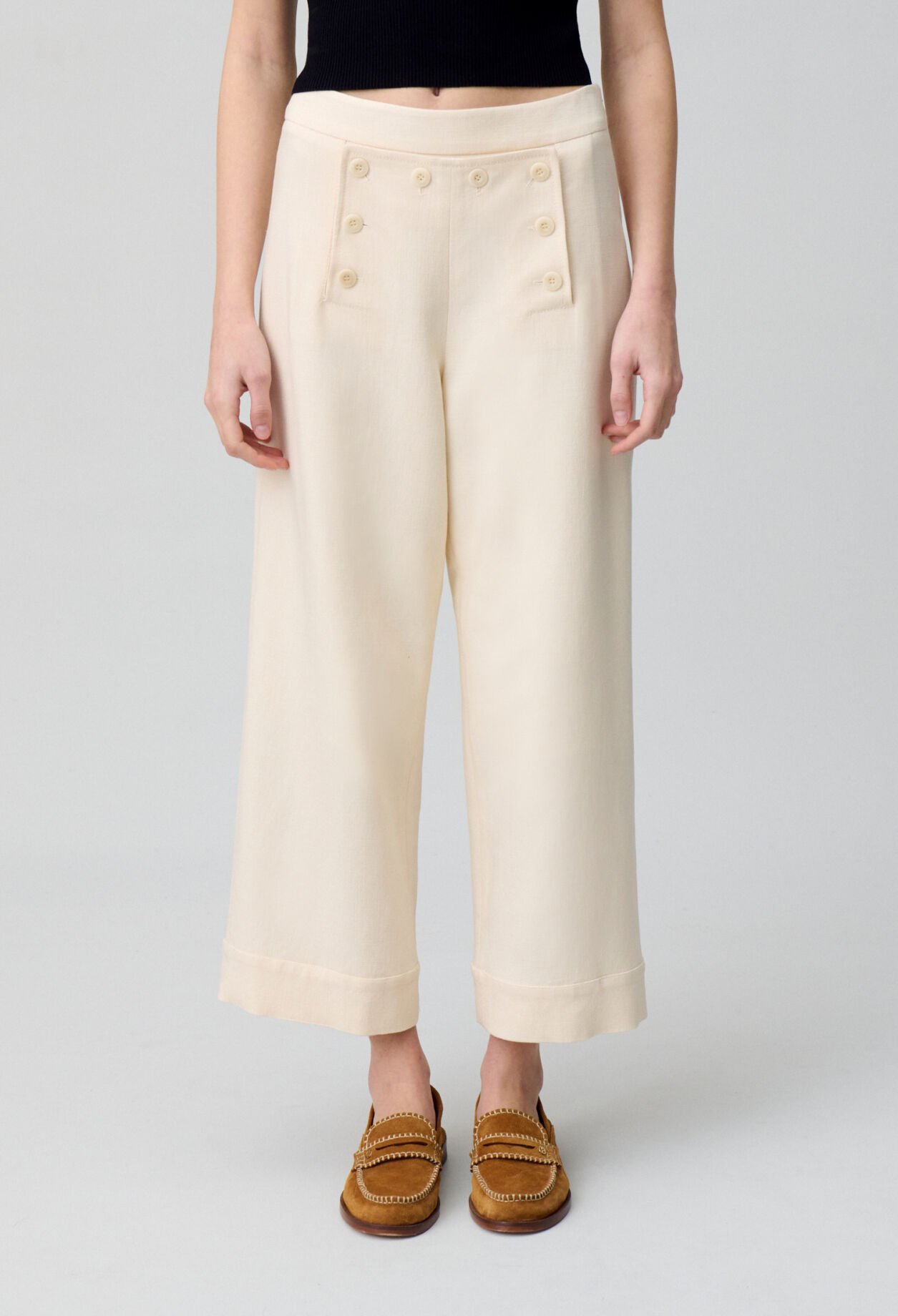 Pantalón con botones tipo pont