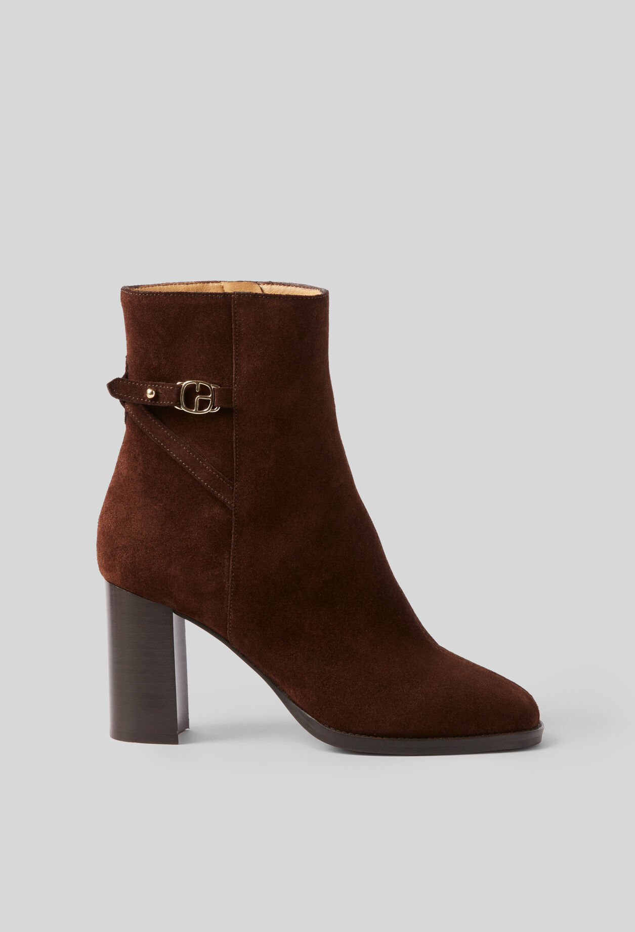 Botines de tac&oacute;n de ante