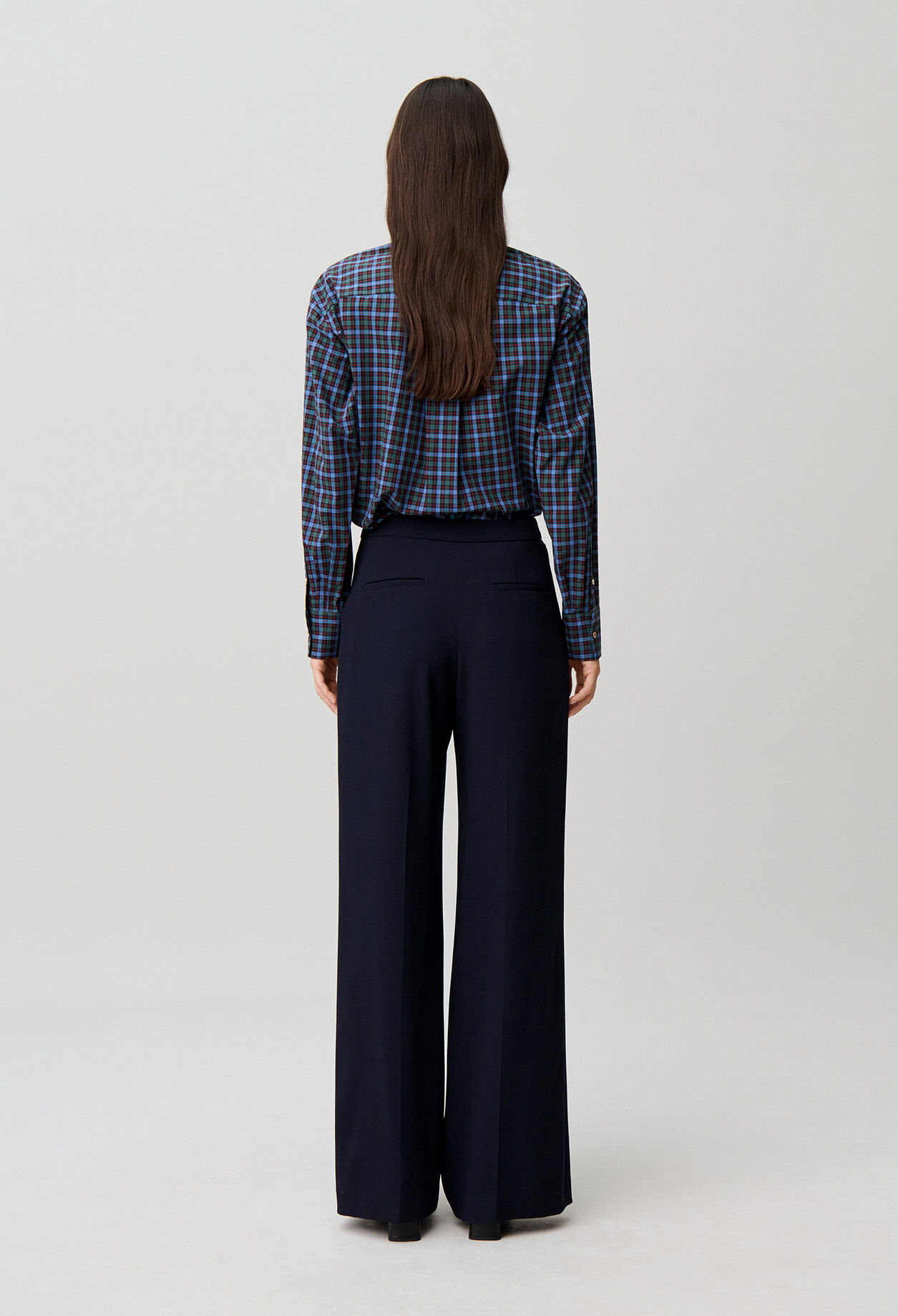 Pantal&oacute;n con puente