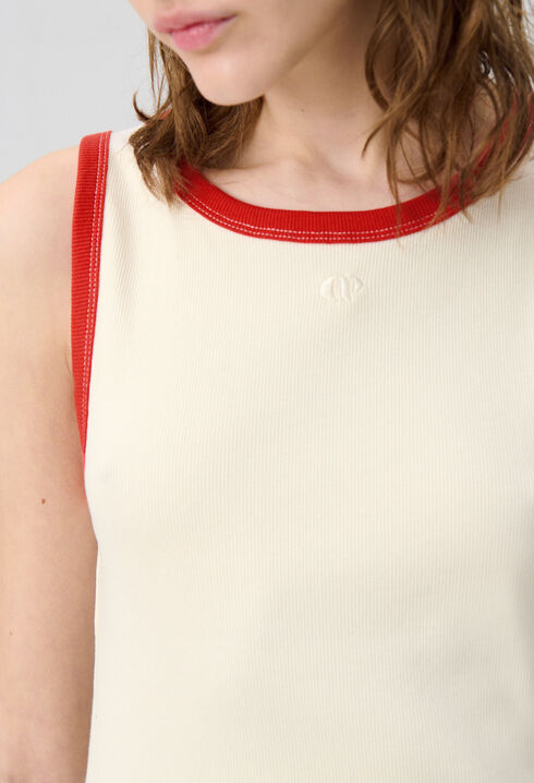 Camiseta sin mangas con contraste