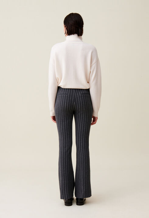 Pantal&oacute;n flare de rayas