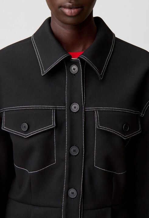 Cazadora con peplo entallada