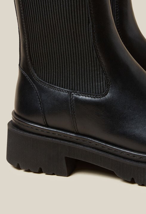 Botas Chelsea cuero negro