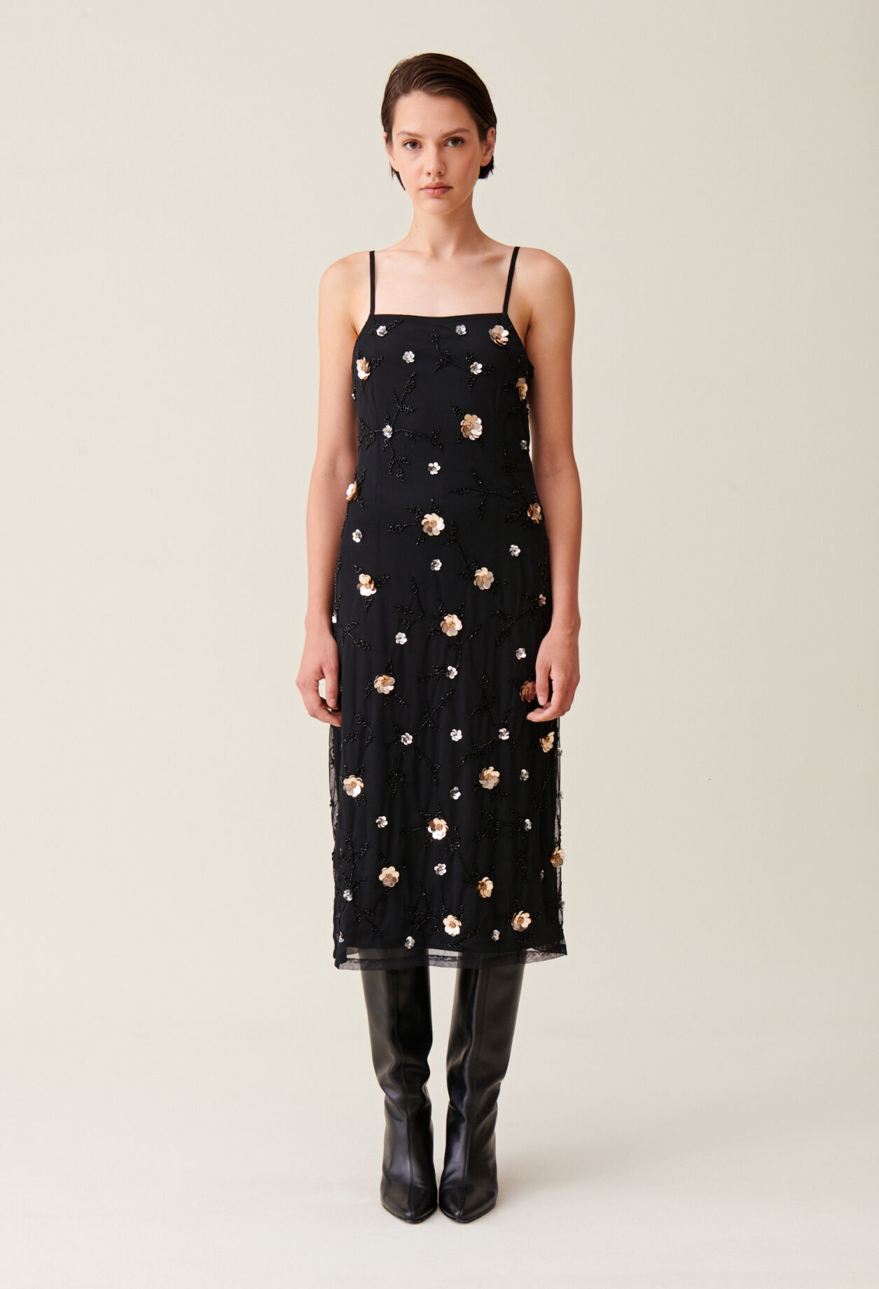 Vestido largo fluido lentejuelas