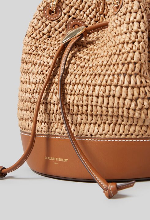 Bolso tipo cesta trenzado
