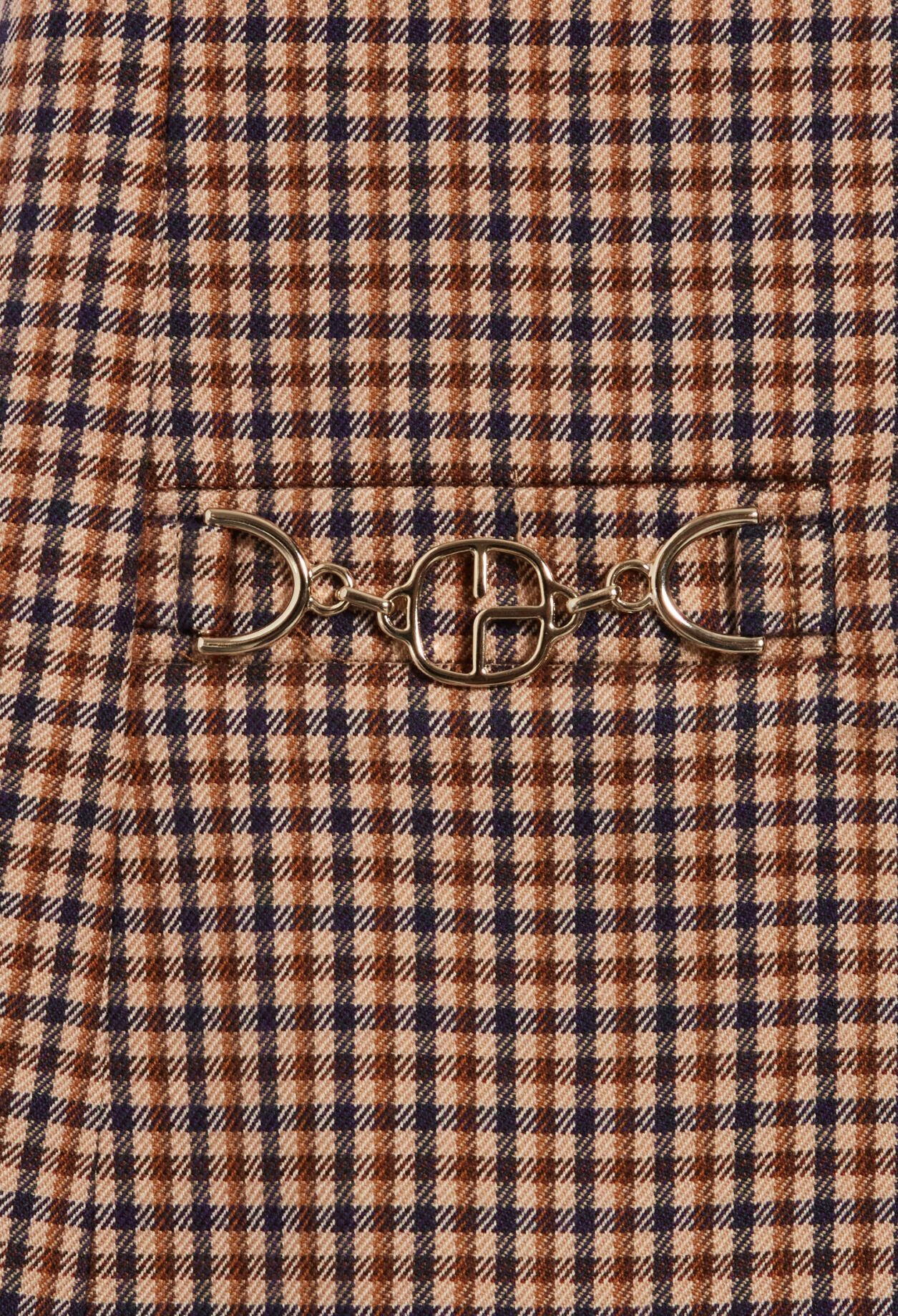 Vestido corto con estampado camel