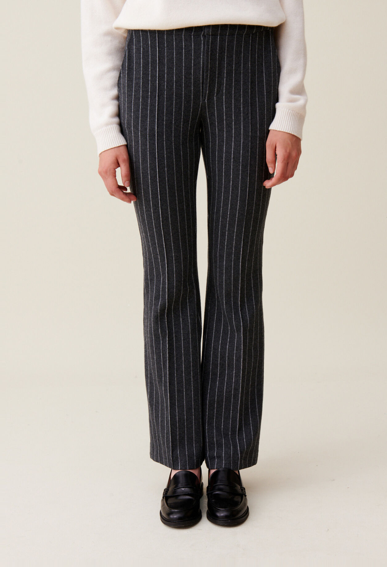 Pantal&oacute;n flare de rayas