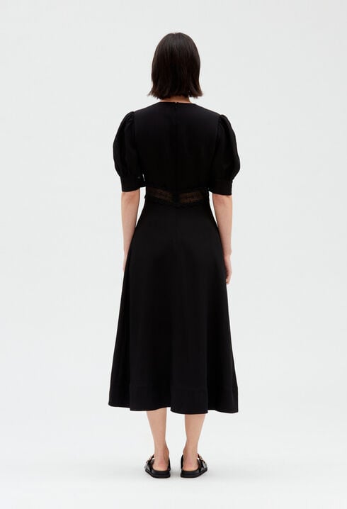 Vestido midi bordado