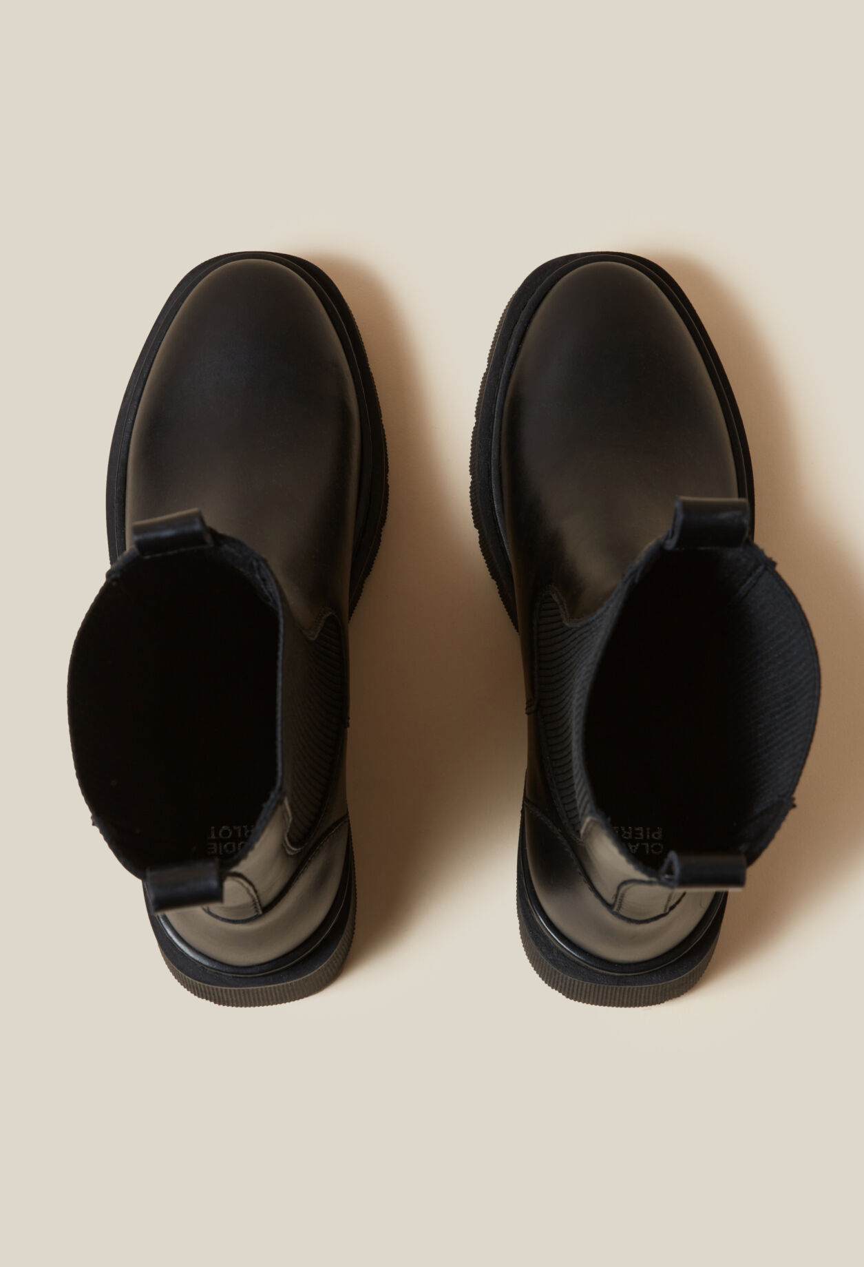Botas Chelsea cuero negro