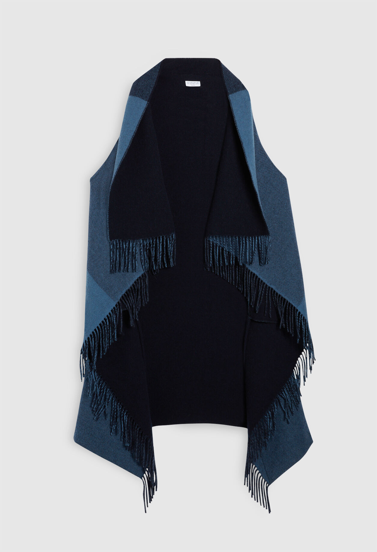 Poncho de flecos