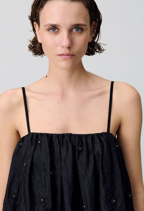 Vestido corto abullonado
