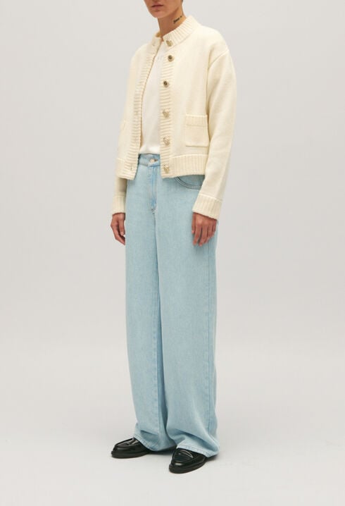 Cárdigan corto de punto grueso