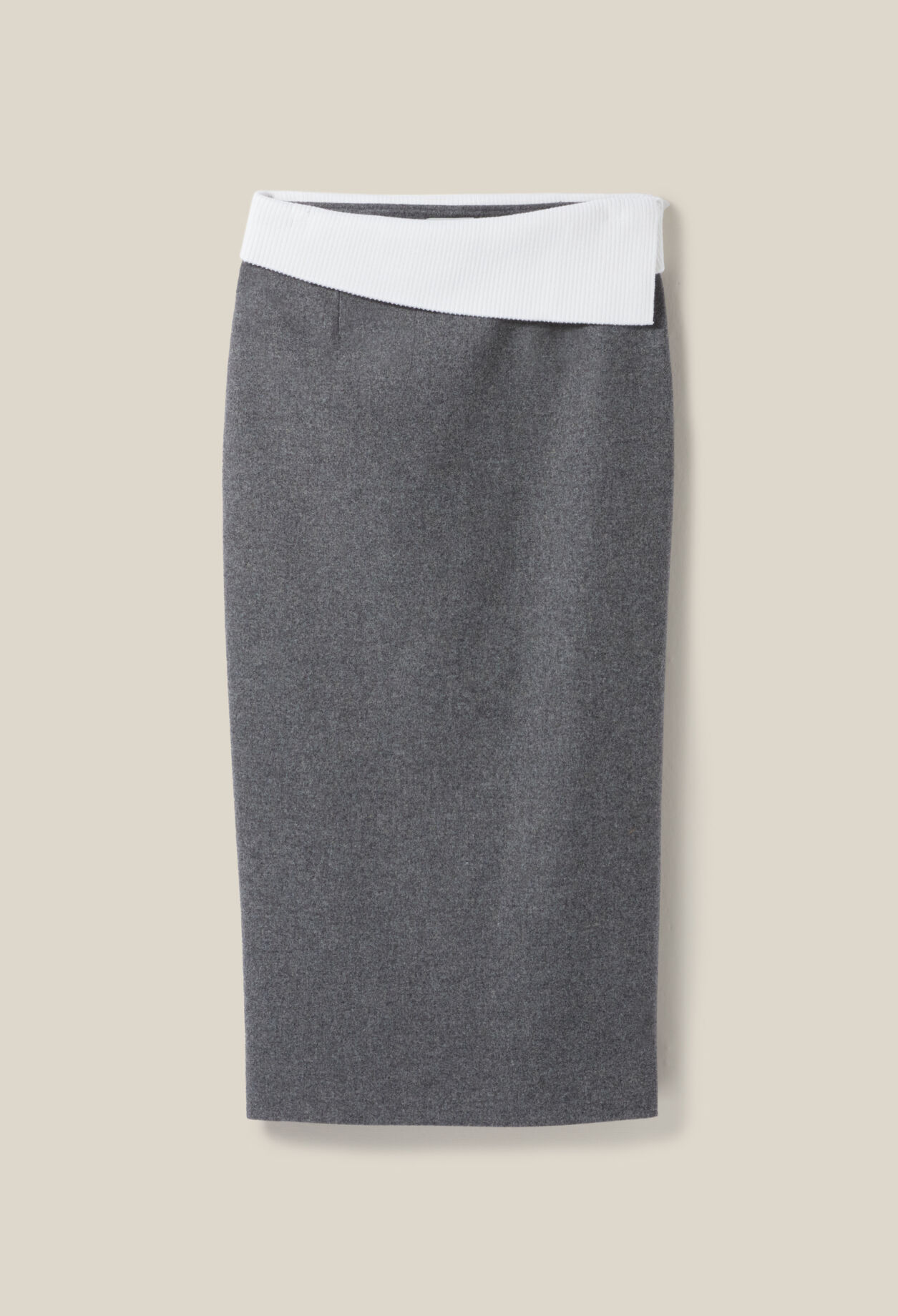 Falda recta gris