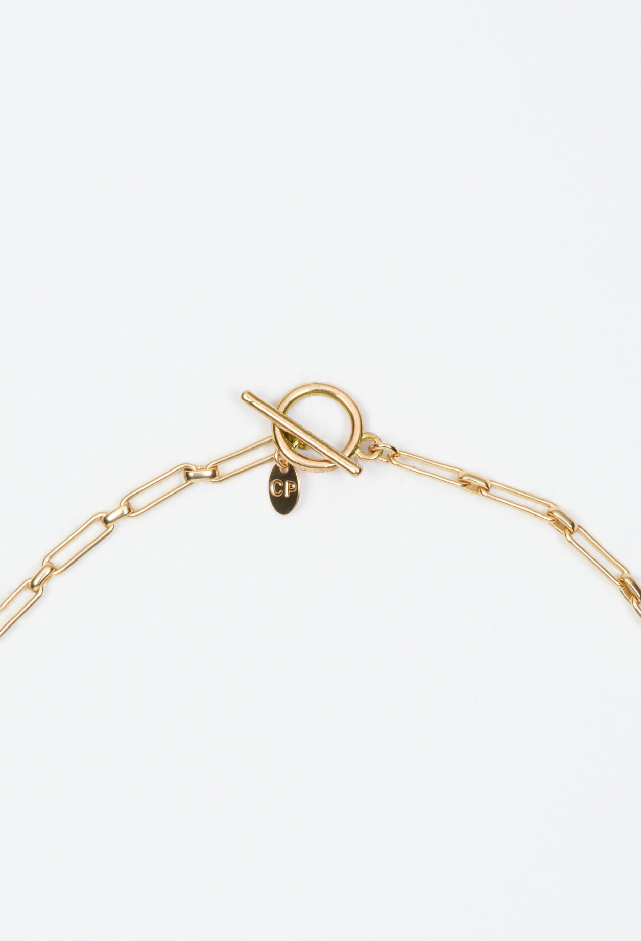 Collar de eslabones dorados