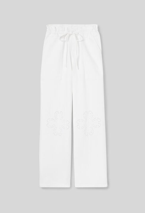 Vaqueros baggy bordados