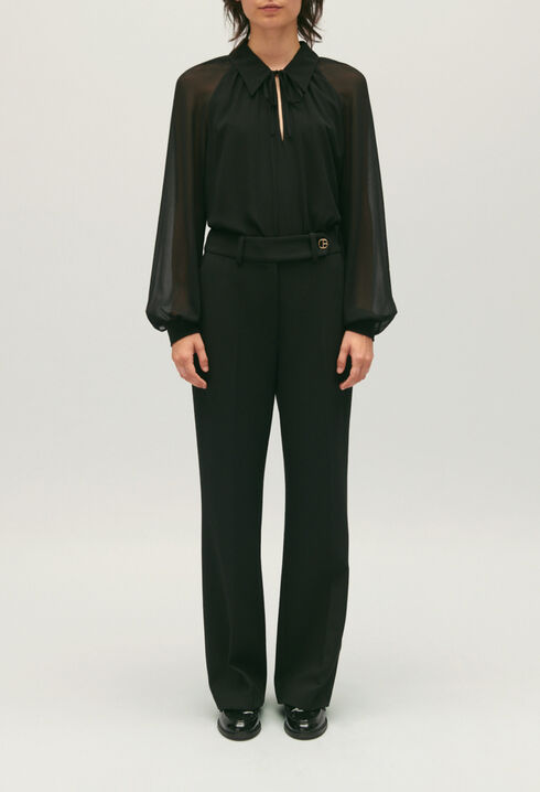 Blusa fluida negra