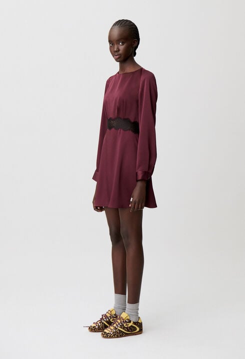 Vestido corto satinado