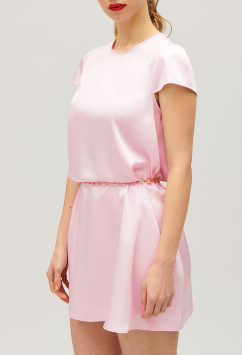 Vestido corto vaporoso