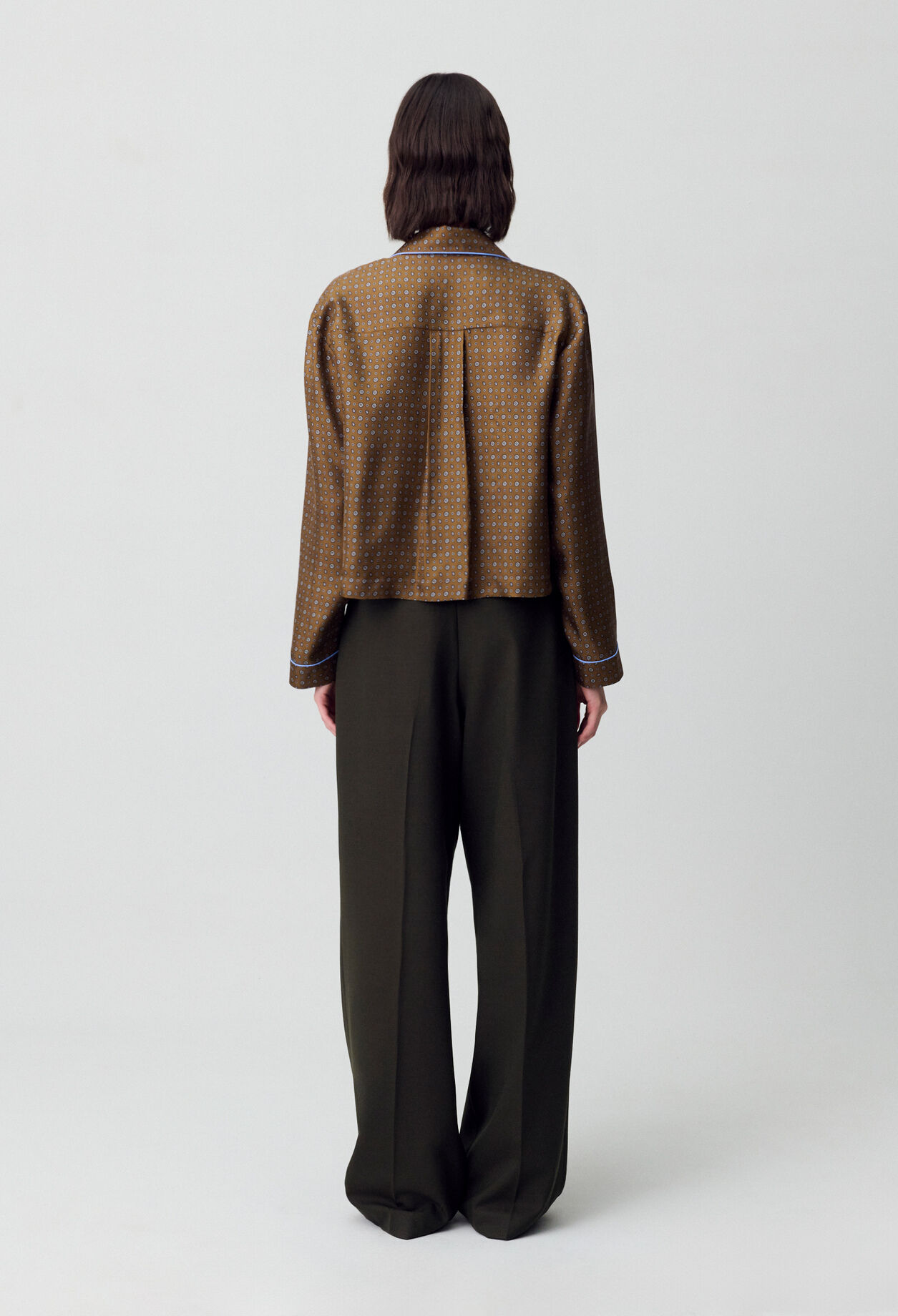 Blusa de seda estampada