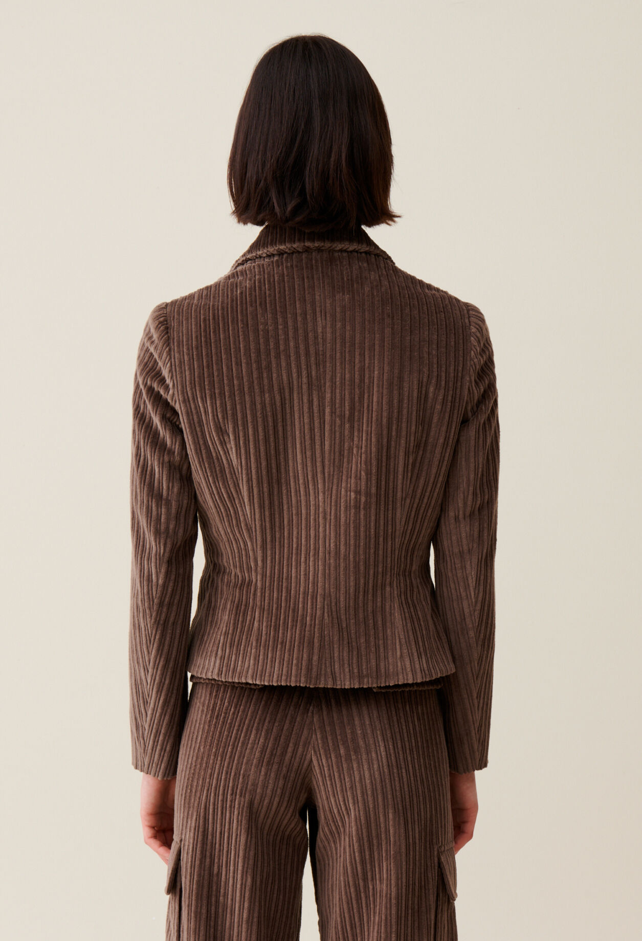 Chaqueta de terciopelo ajustada