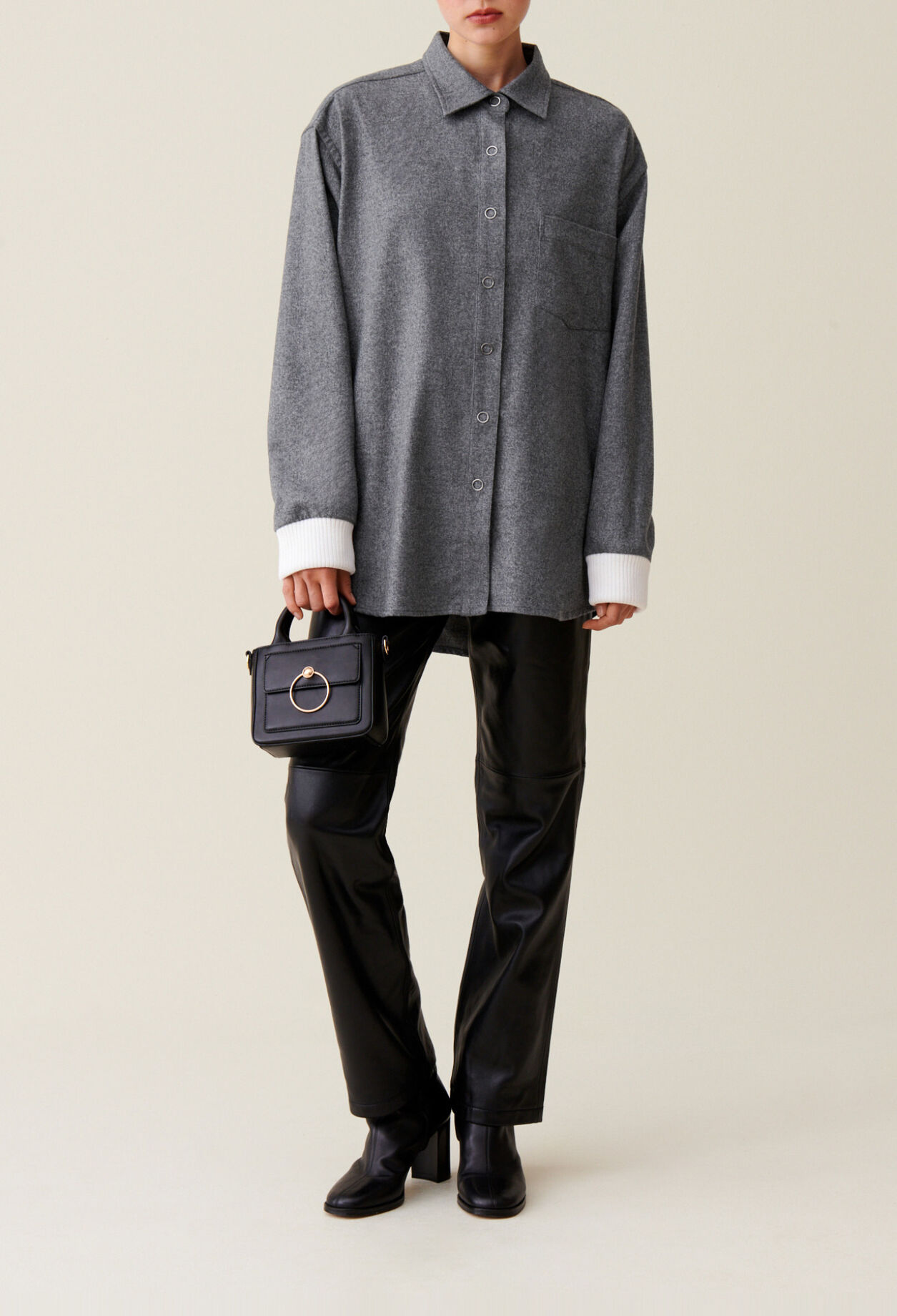 Sobrecamisa oversize gris