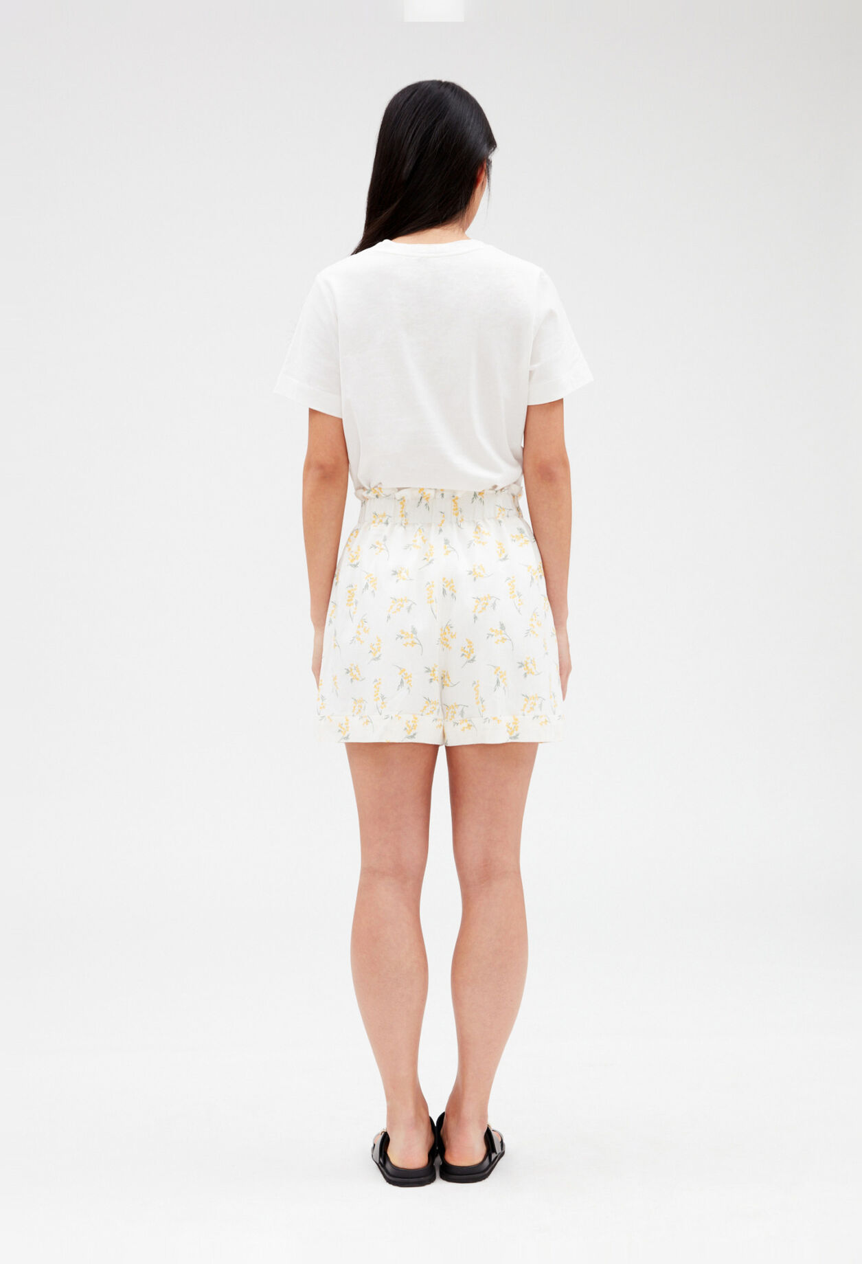 Pantal&oacute;n corto mimosa