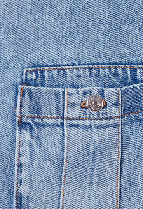 Chaqueta denim pespuntes contraste