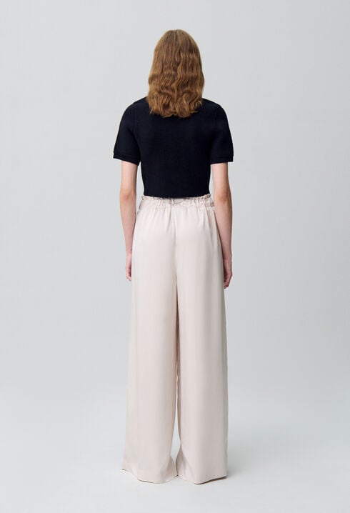 Pantalón ancho con cintura fruncida