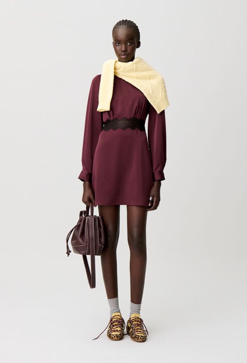 Vestido corto satinado