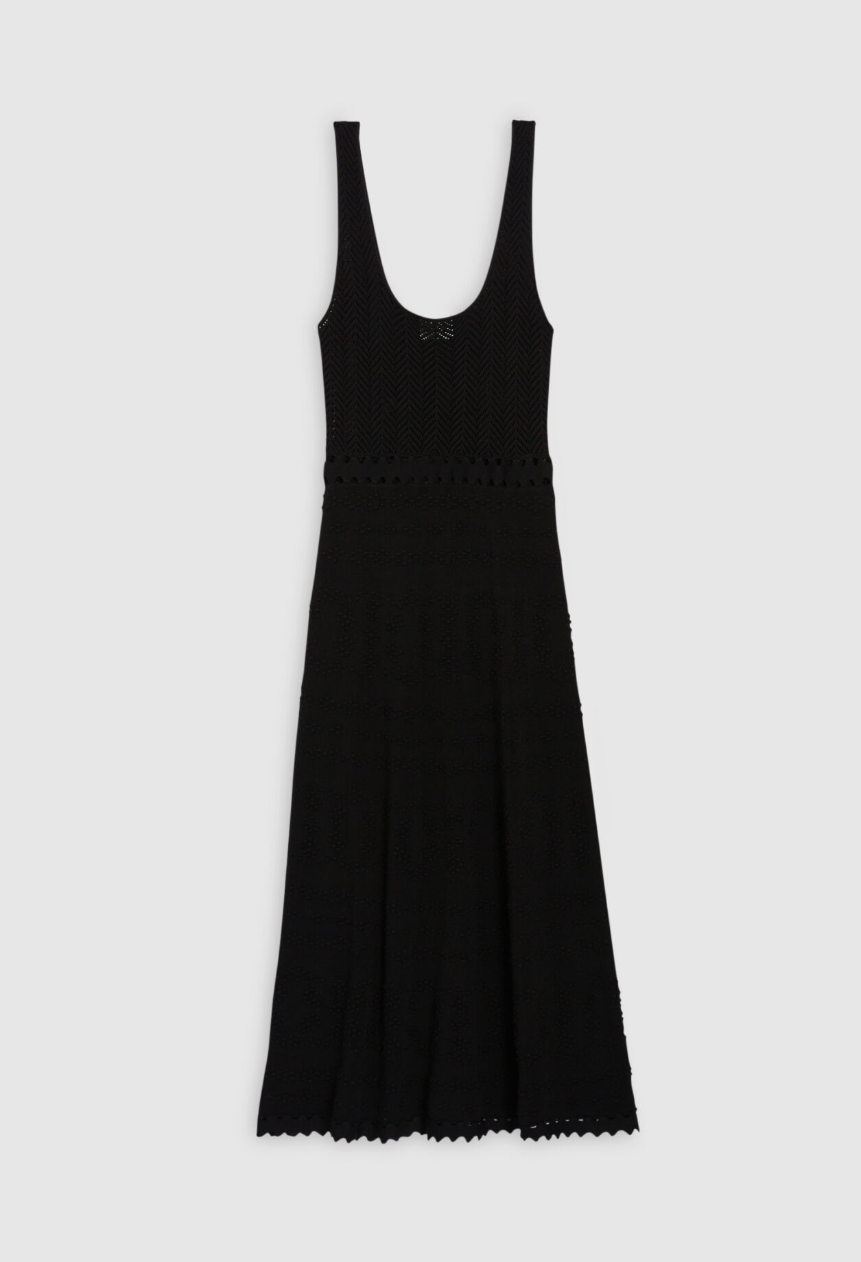 Vestido semilargo punto
