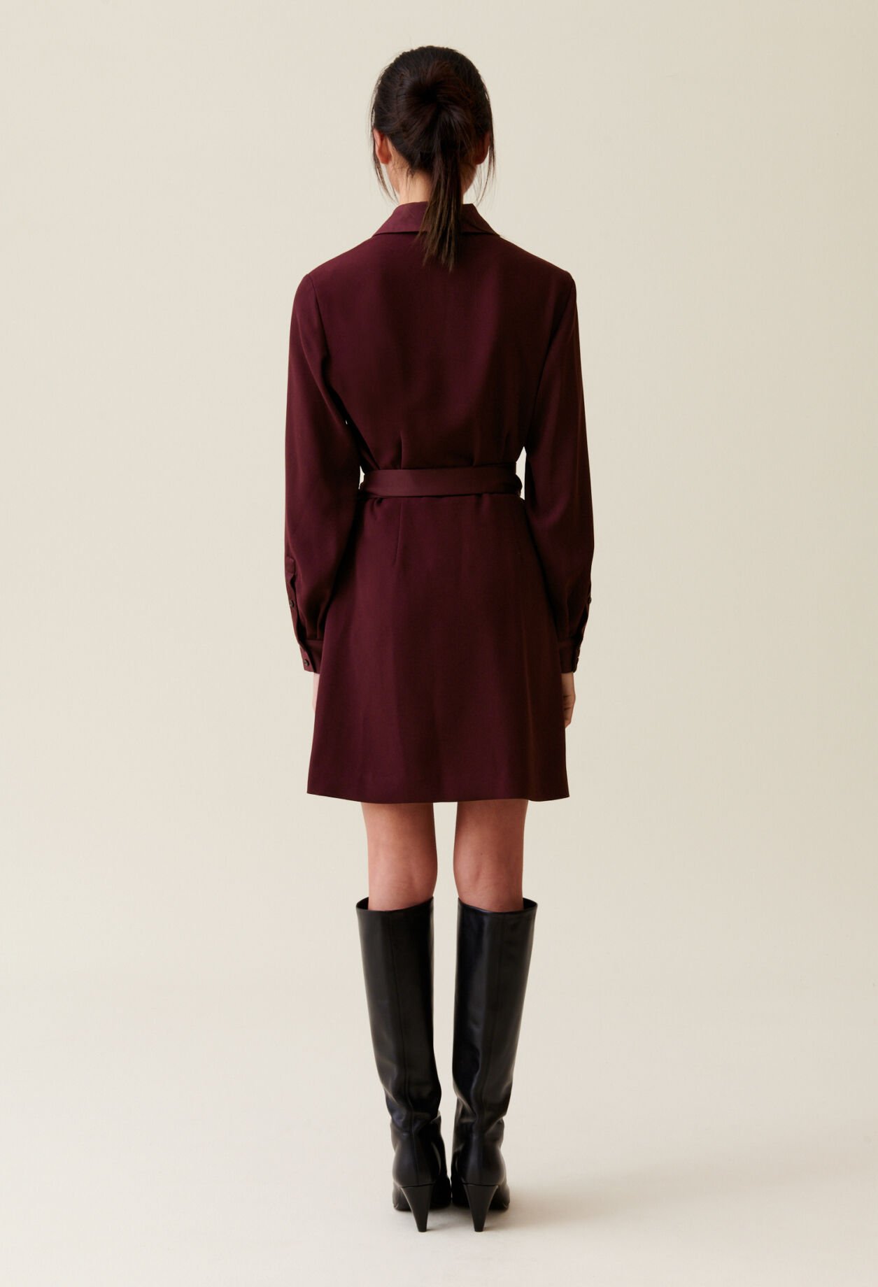 Vestido cruzado con solapa