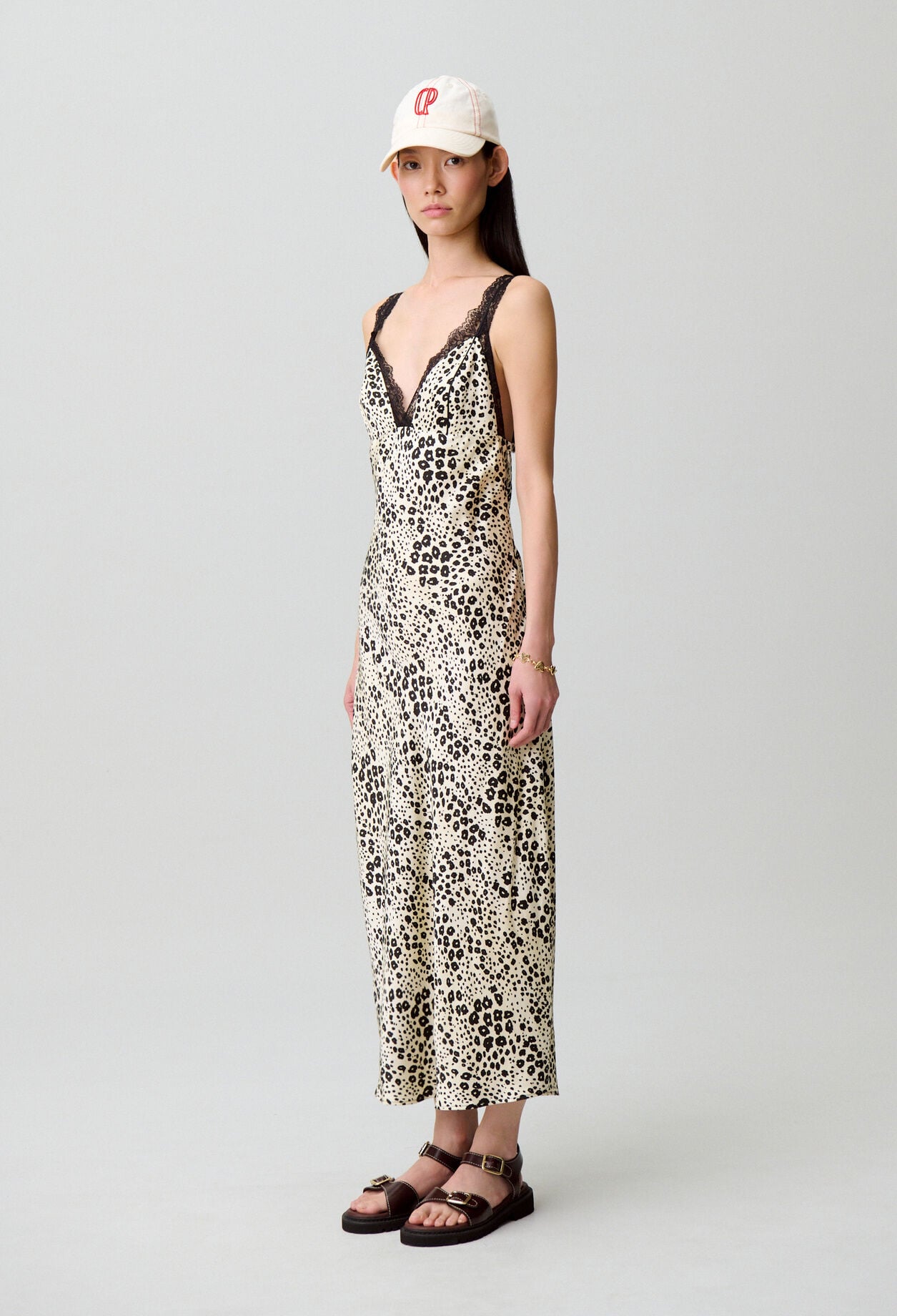 Vestido de sat&eacute;n estampado animal