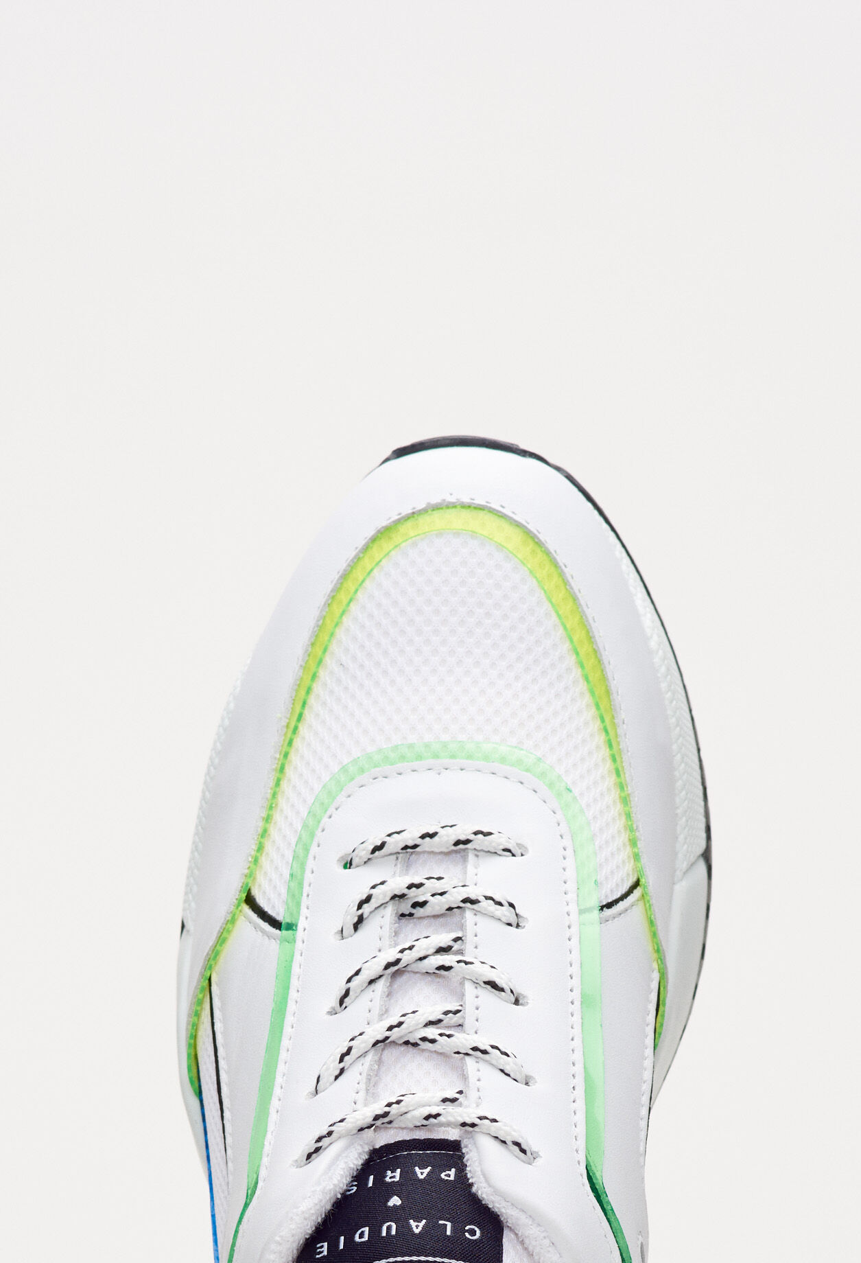 Zapatillas con suelas gráficas