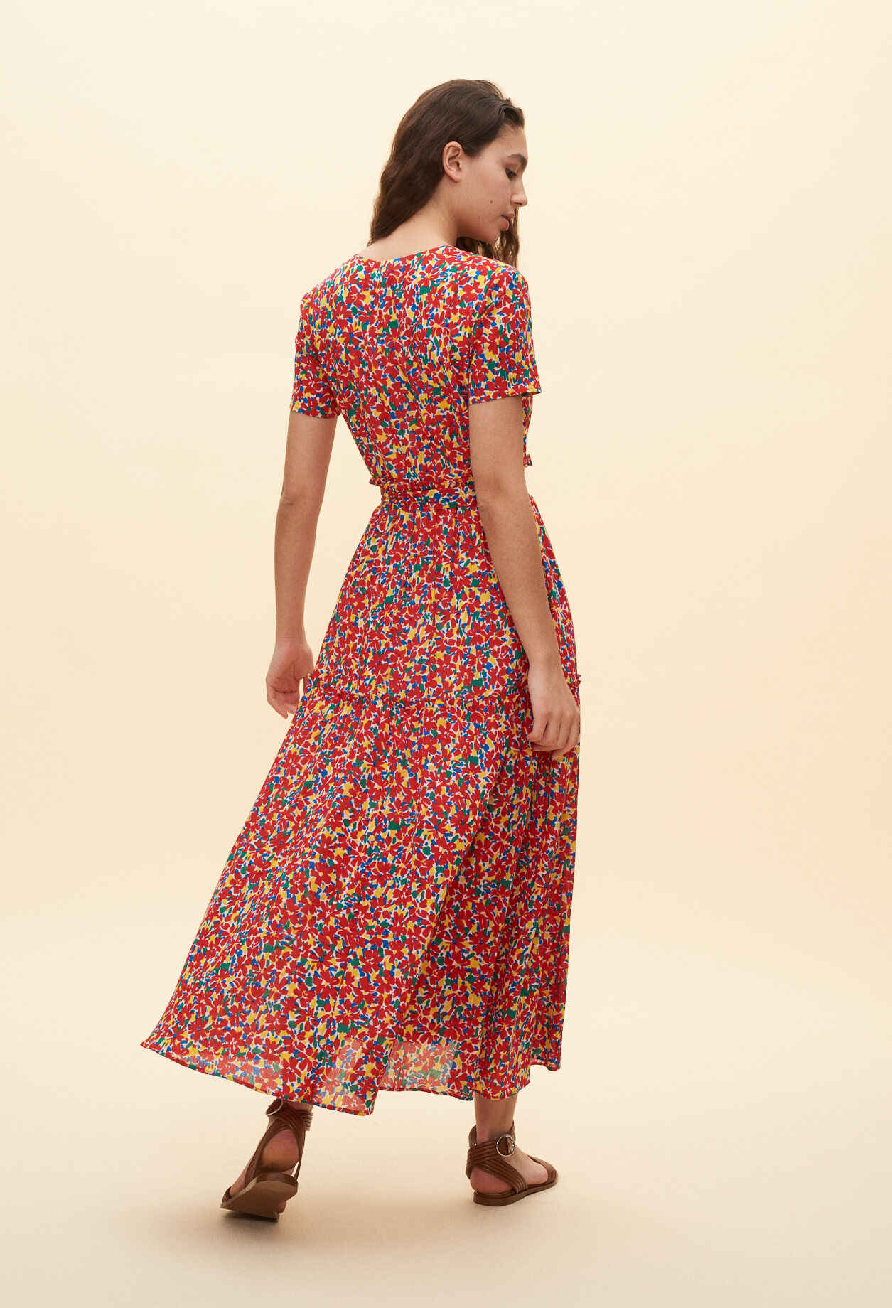 Vestido de flores con fruncidos