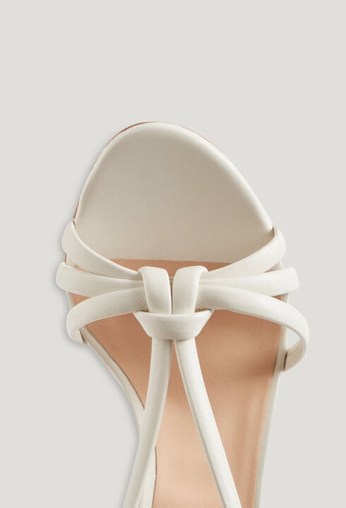 Sandalias piel cruda