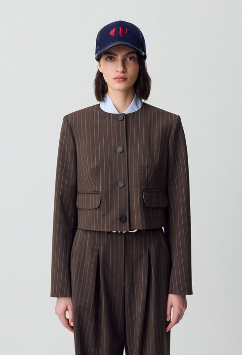 Chaqueta de corte recto y corto
