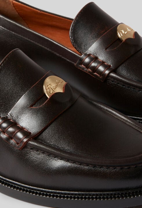 Mocasines de cuero color chocolate