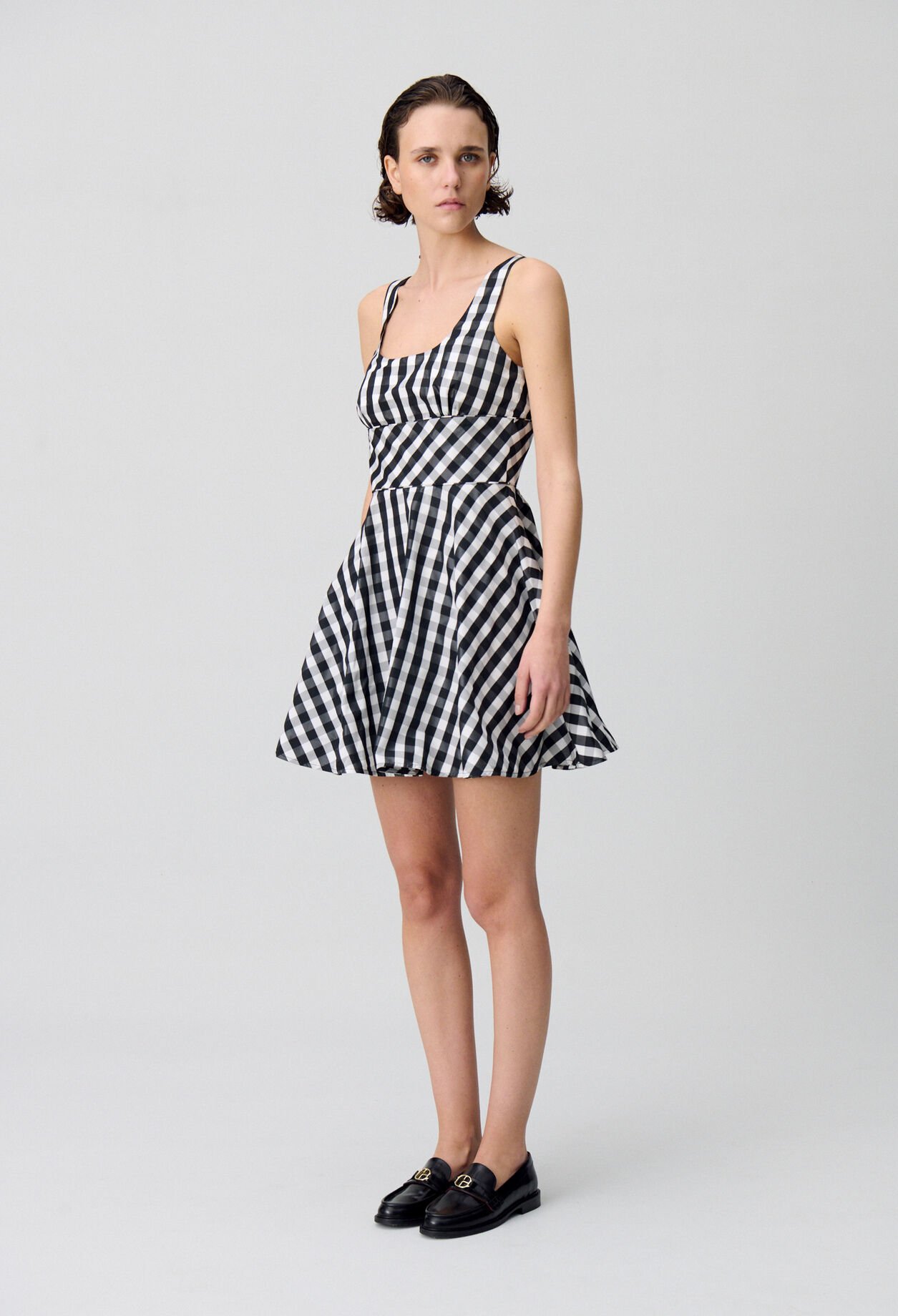 Vestido corto estilo skater