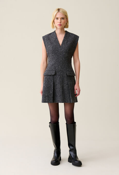 Vestido gris entallado de tweed