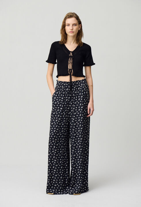 Pantalón ancho fluido estampado