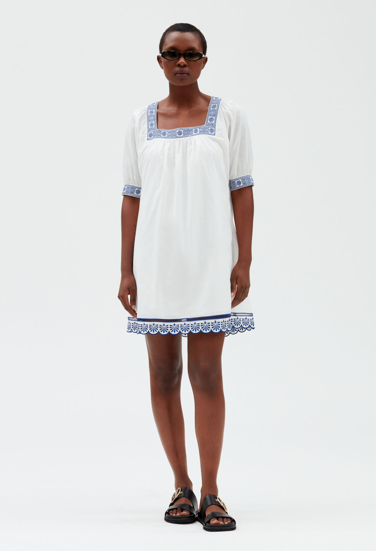 Vestido corto crudo
